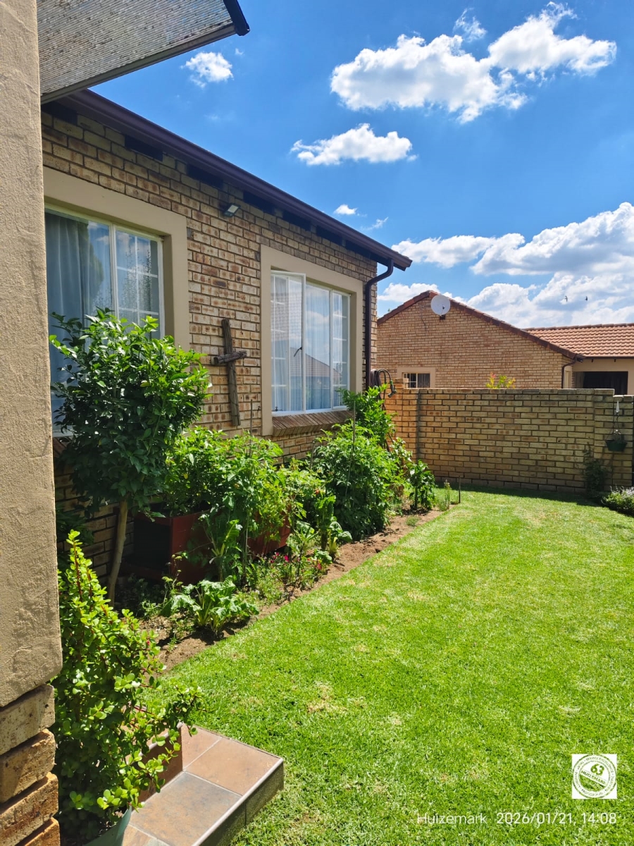 2 Bedroom Property for Sale in Sasolburg Ext 11 Free State